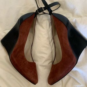 The Kooples brown suede/black leather wedge